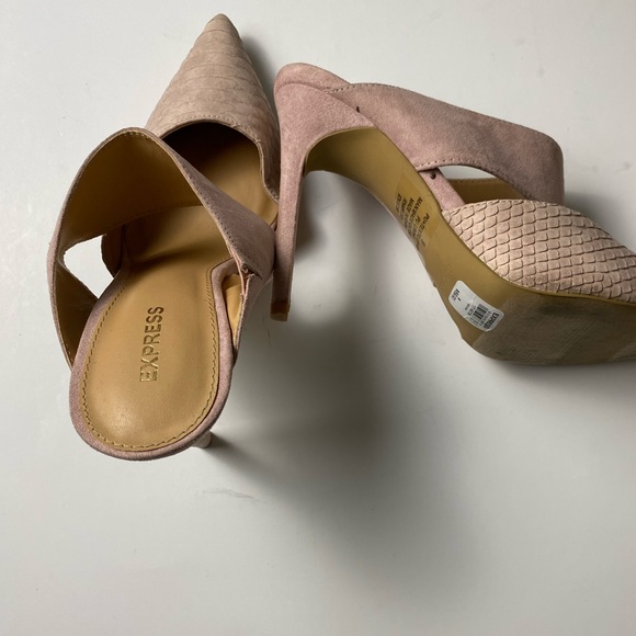 Express Croc Embossed Mules - Picture 4 of 5